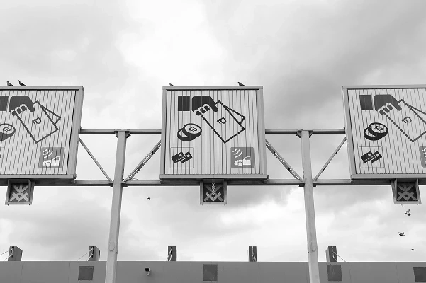 Opłaty drogowe w Europie: gdzie uciekają pieniądze przewoźnika?