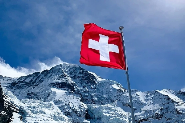 Opłaty drogowe w Szwajcarii w 2026 roku. Przewodnik transportowy